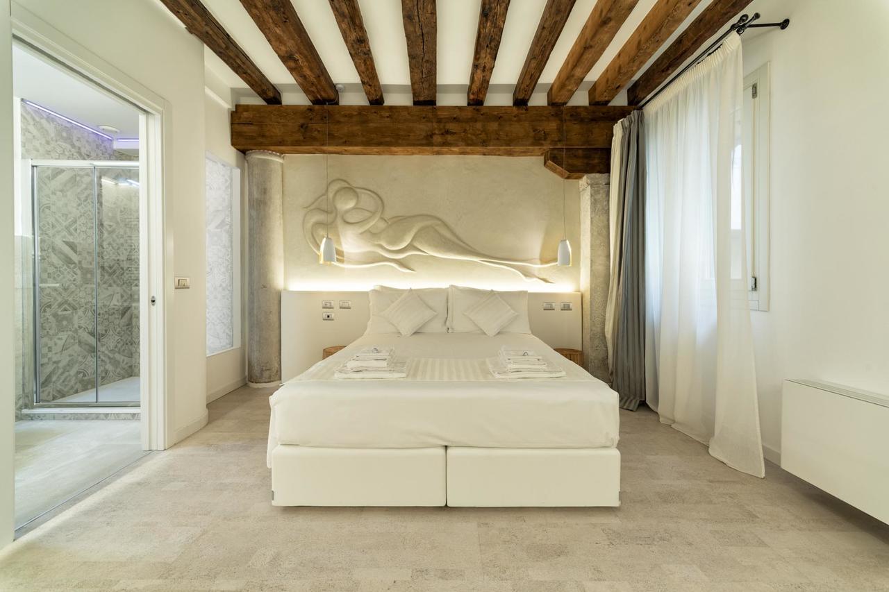 Ca' De La Fonte - Wenice Deep Culture Guest house 2*