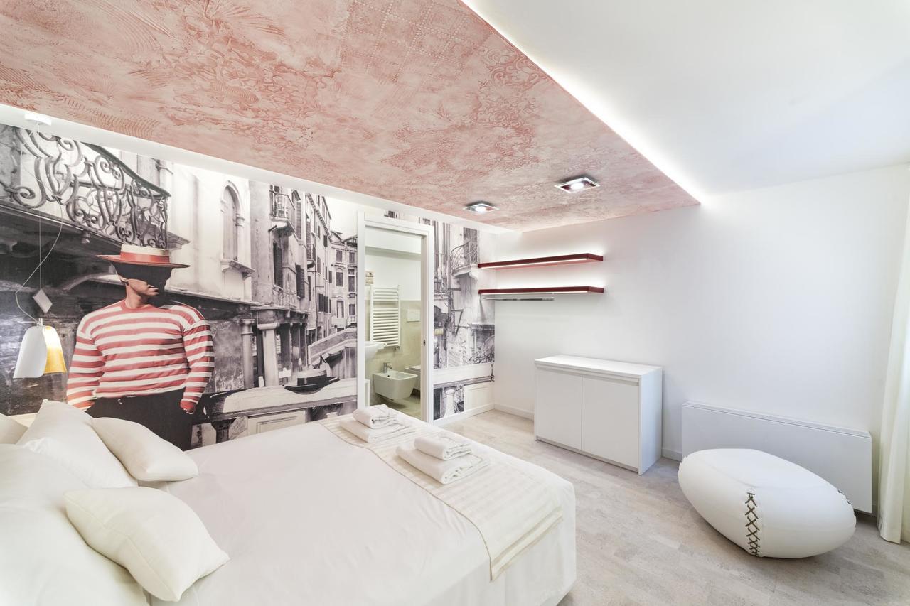 Ca' De La Fonte - Wenice Deep Culture Guest house
