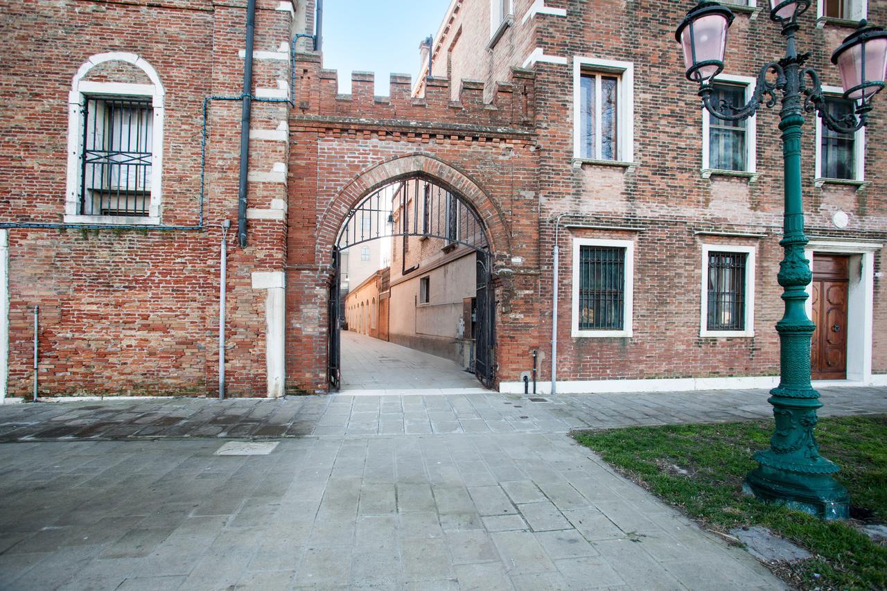 Stella Marina 1 *