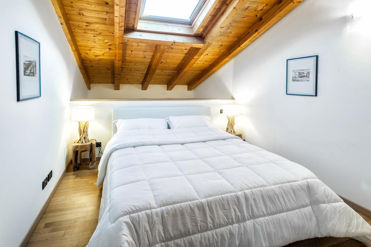 Stella Marina 1 *