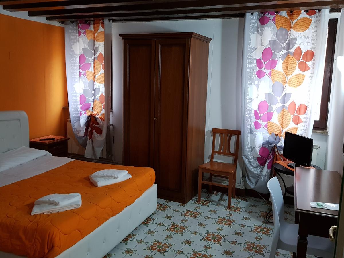 Ca' Del Sol Bed & Breakfast Venice