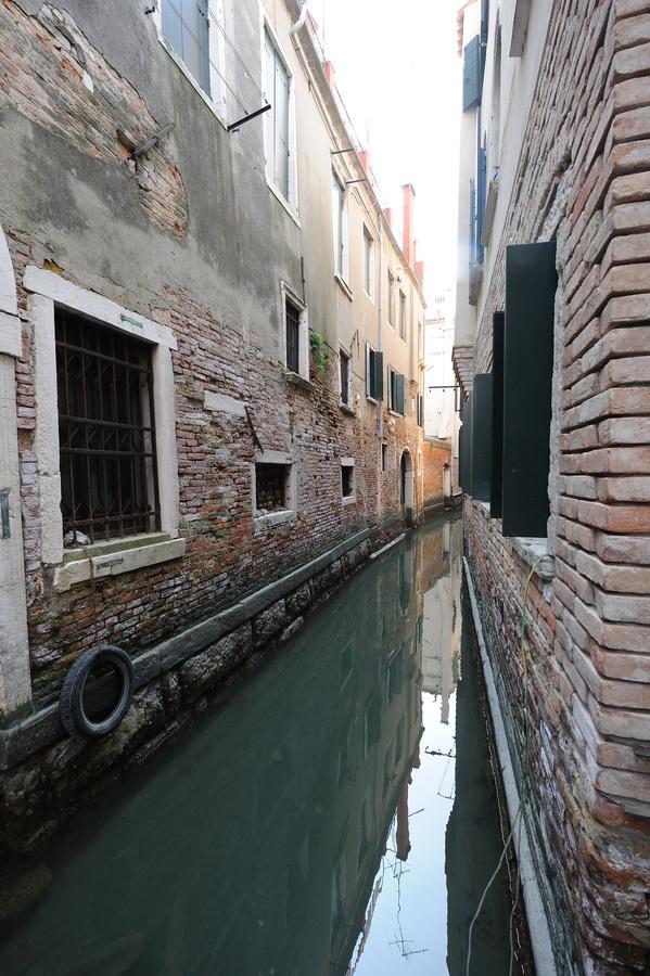 Uncharted - Ca' Santa Croce