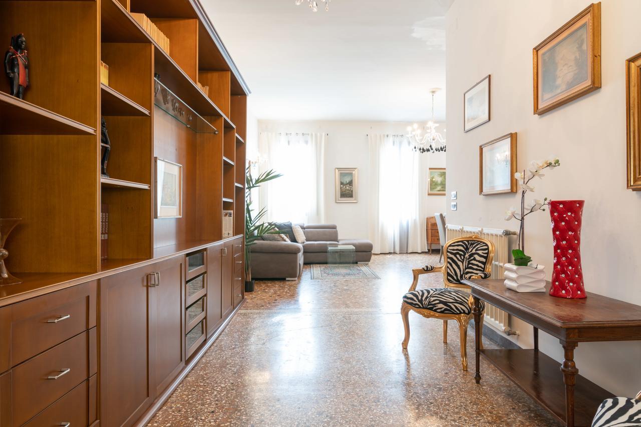 Apartment Grand Canal Terrace Venice