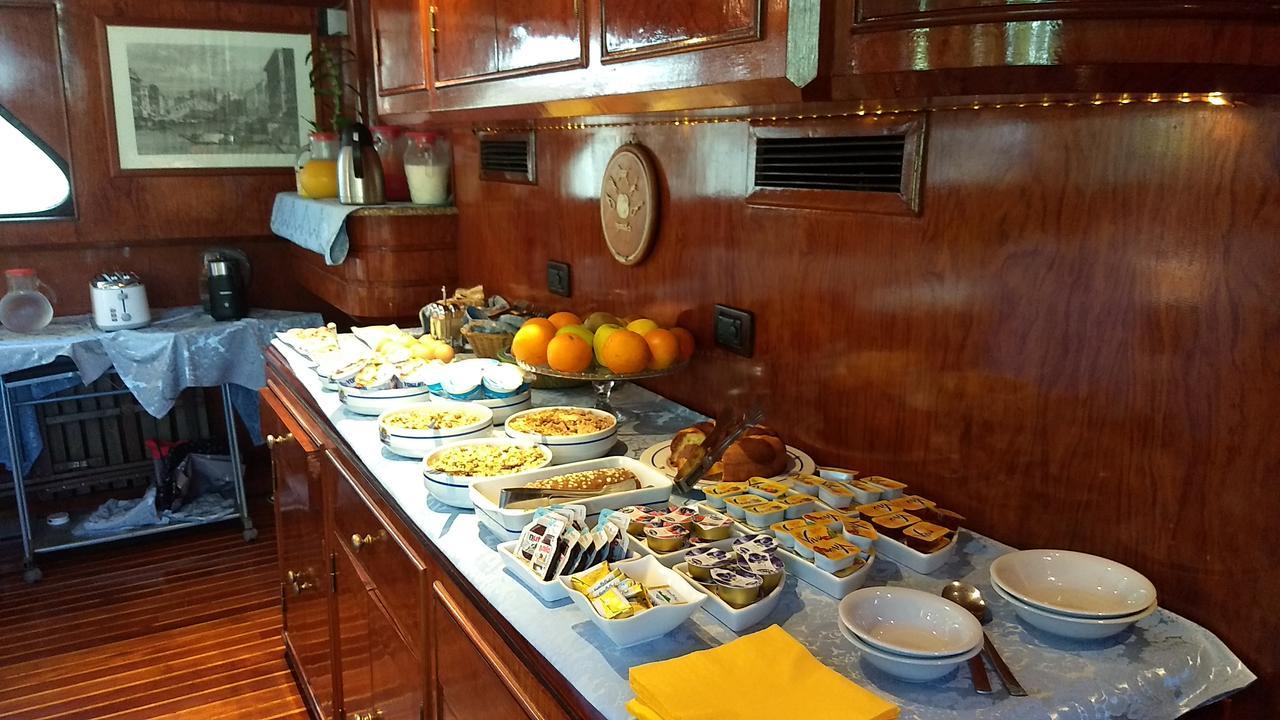 Botel Yacht Fortebraccio *