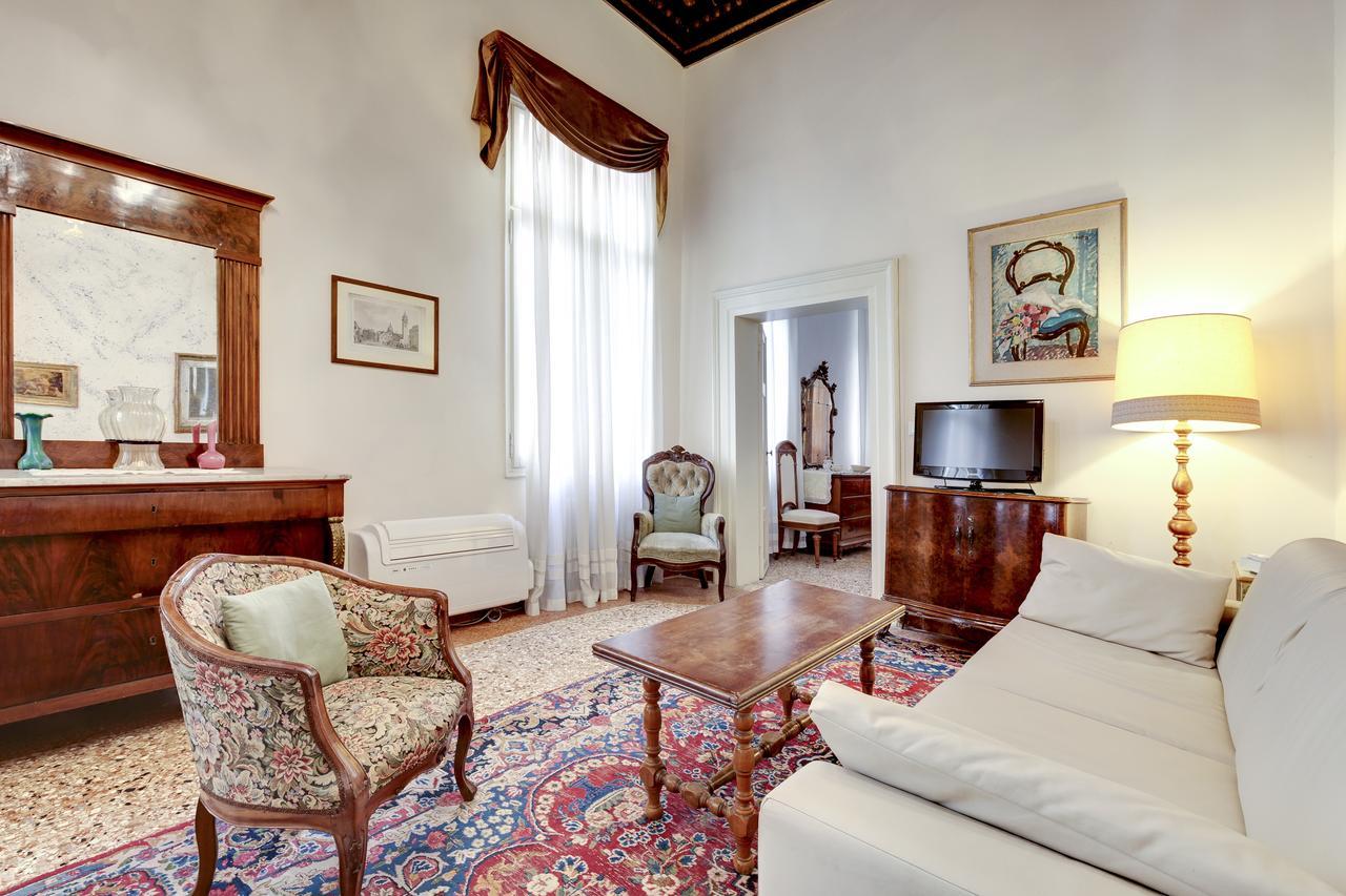 Testa Venice
