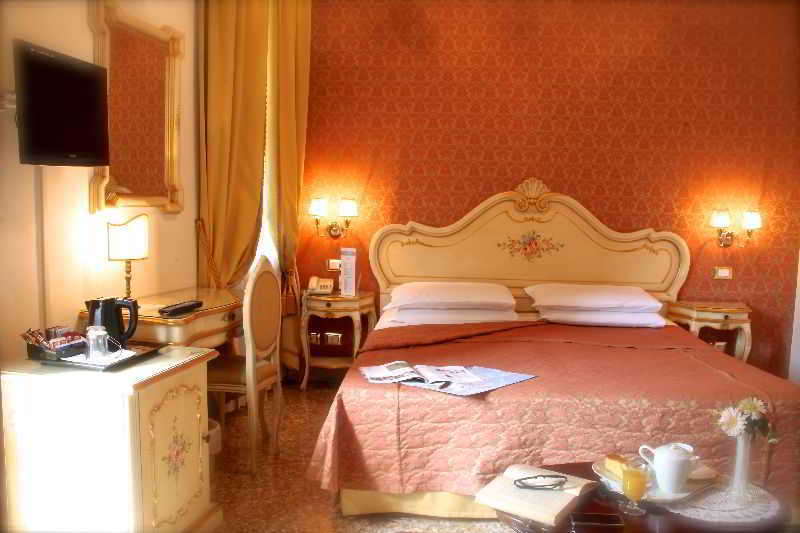 Apostoli Palace Bed & Breakfast