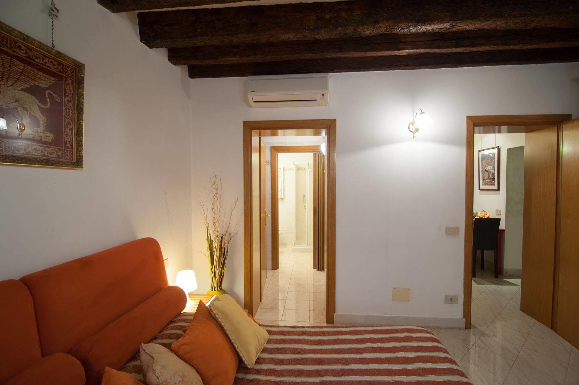 2960 Ca Frari Apartment *