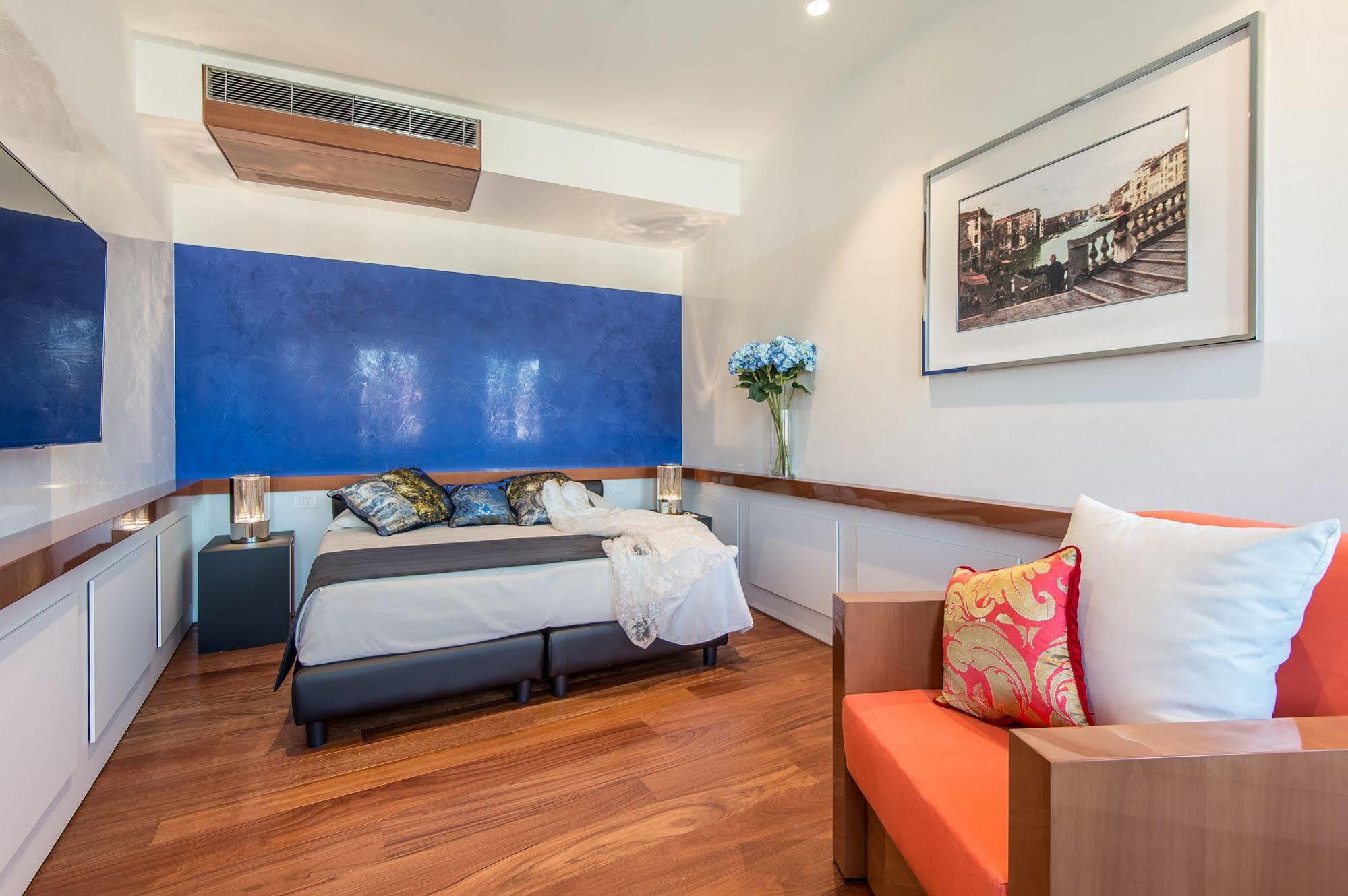 Rialto Hotel 4*