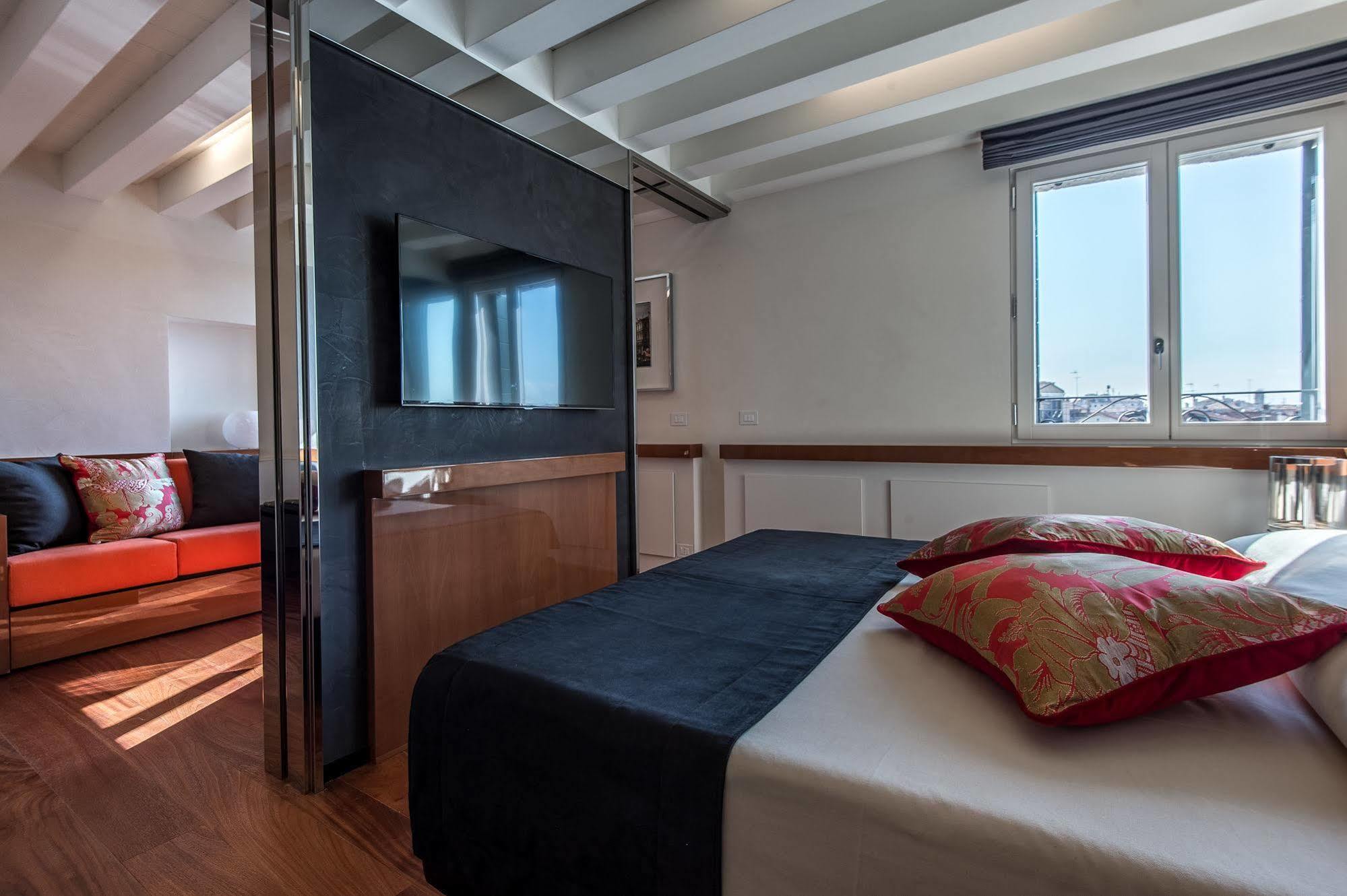 Rialto Hotel Venice