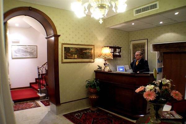 Apostoli Palace 3* Venice