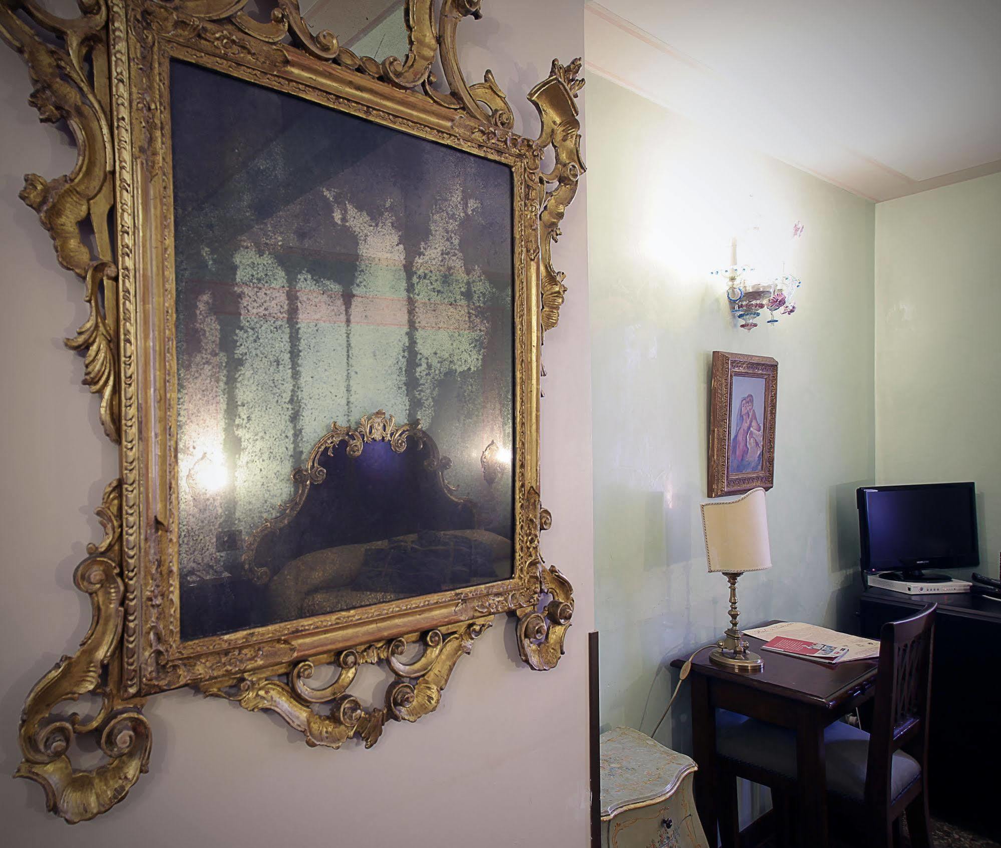 Marconi Hotel