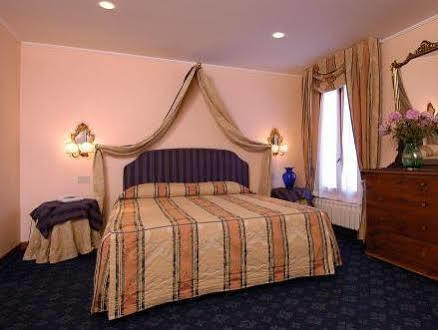 San Zulian Hotel 3*