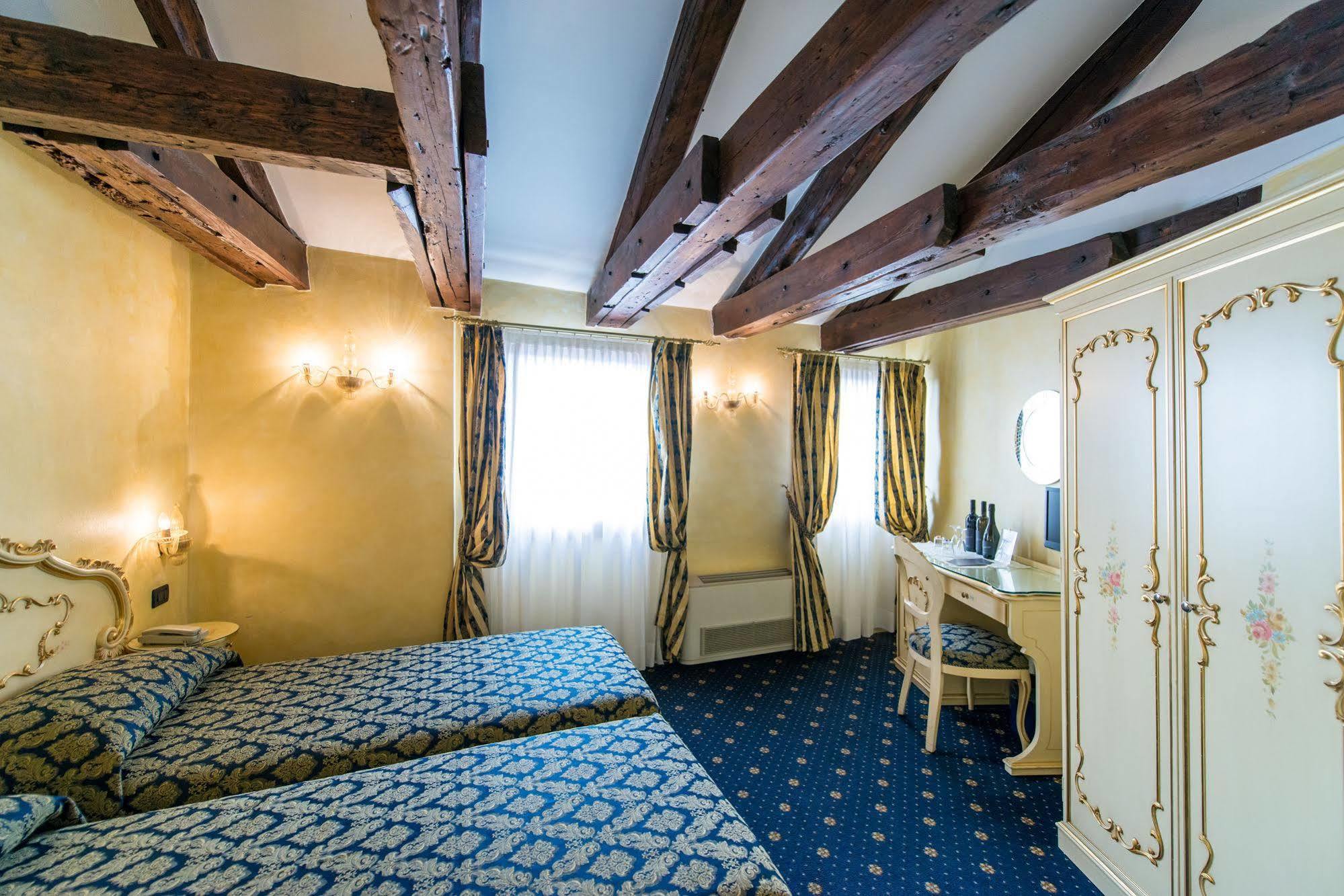 Ca' Zose 3* Venice