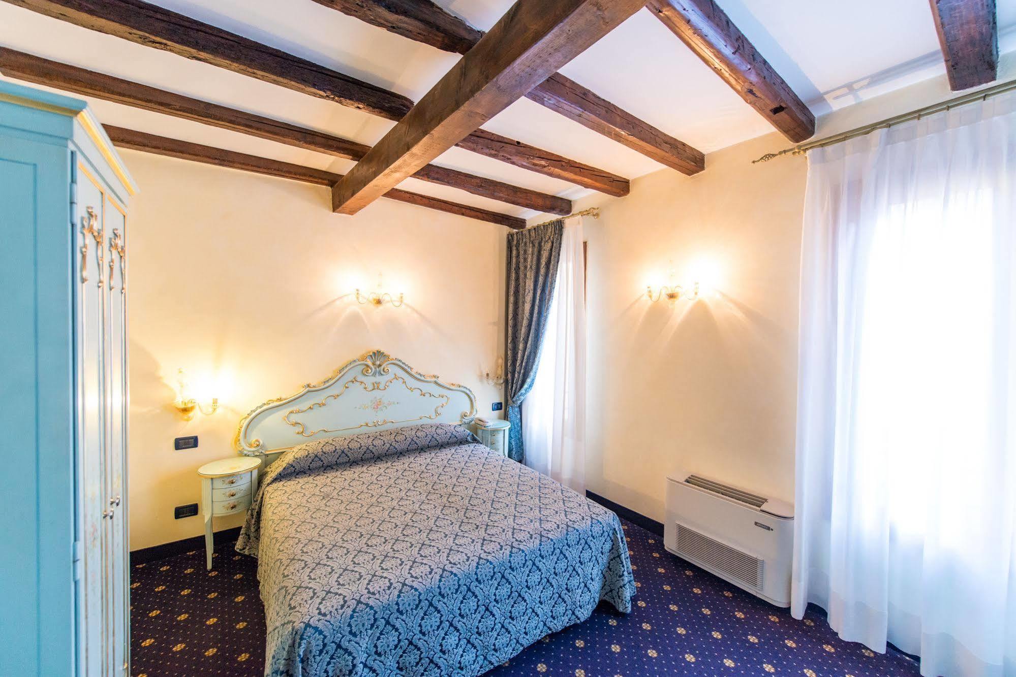 Ca' Zose Guest house 3*