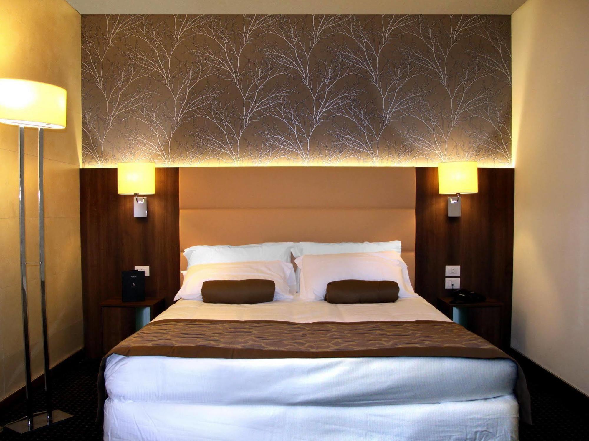 Hotel Lh Sirio