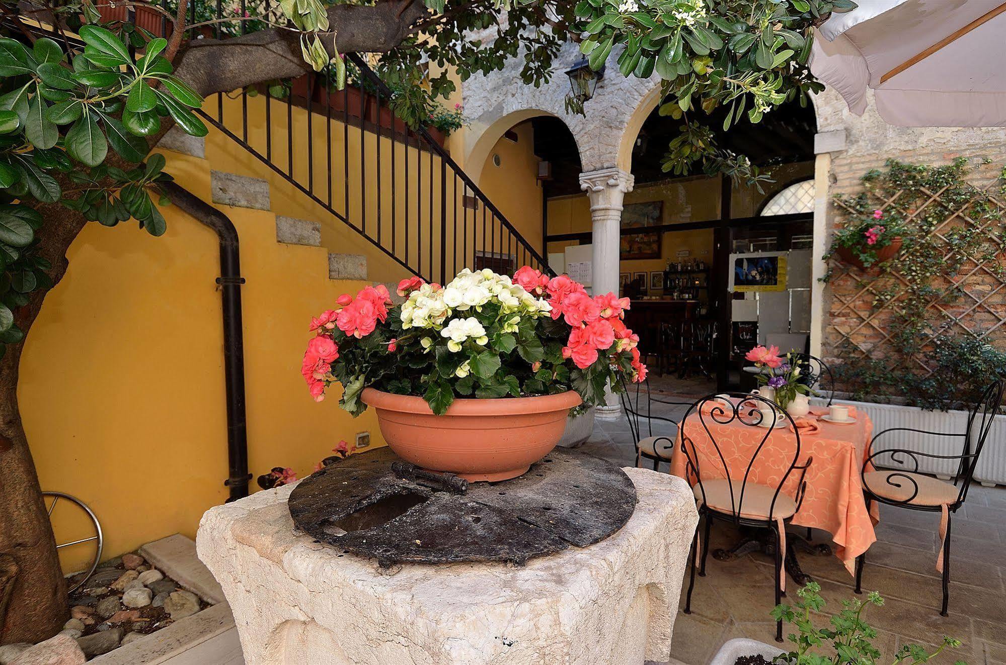 La Corte 3* Venice