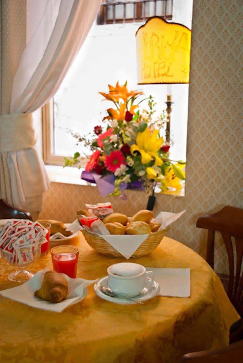 Hotel Florida 2*