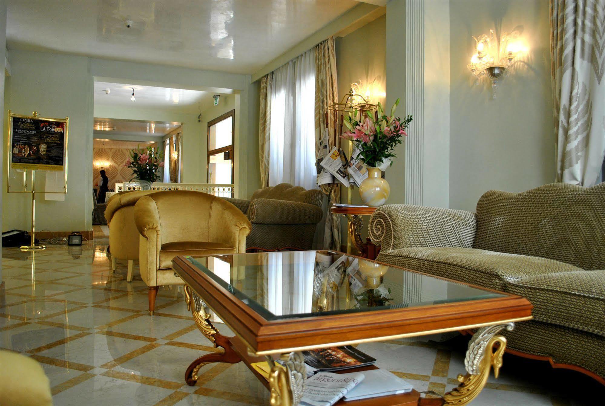 Carlton Capri 3* Venice