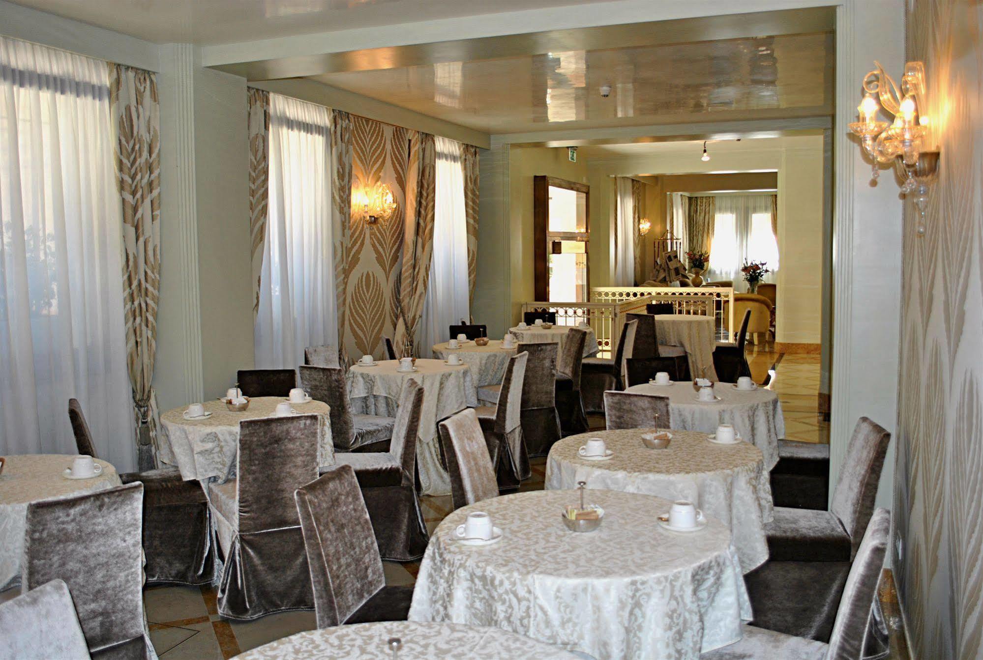 Carlton Capri Hotel Venice