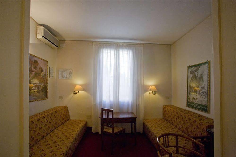 Hotel Agli Alboretti 3*