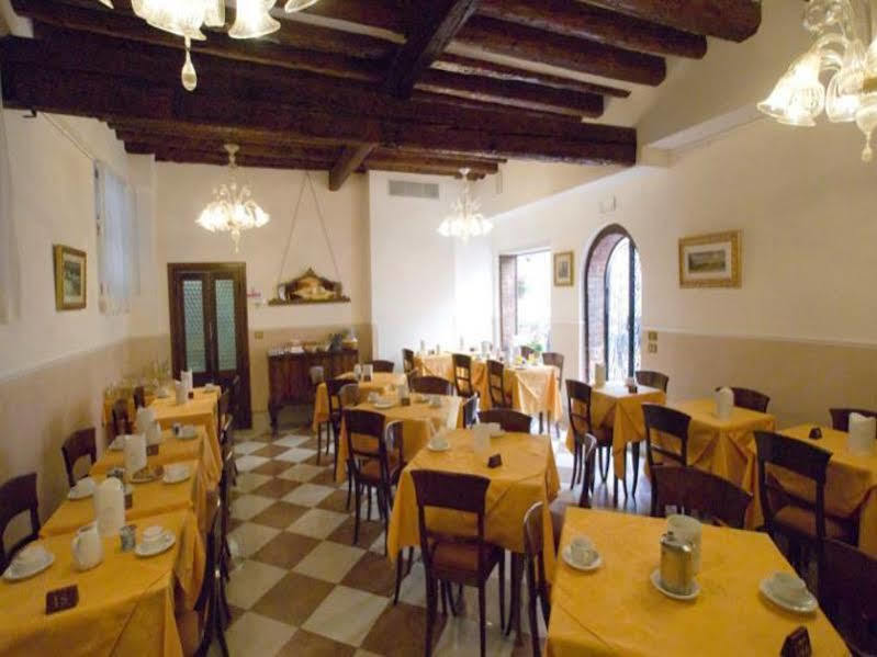 Hotel Tivoli