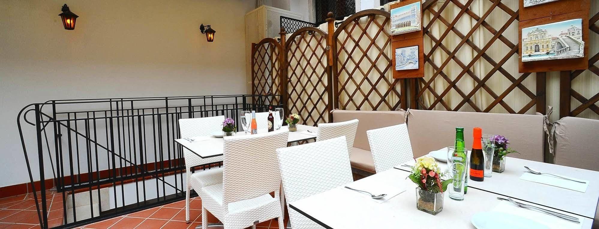 Hotel Fontana Venice