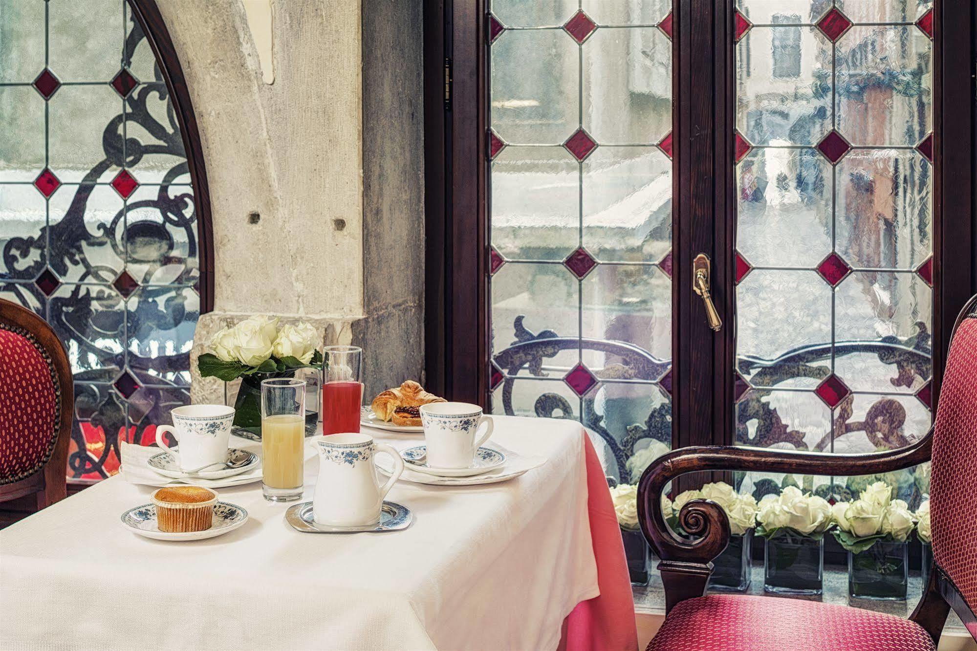 Hotel Firenze Venice
