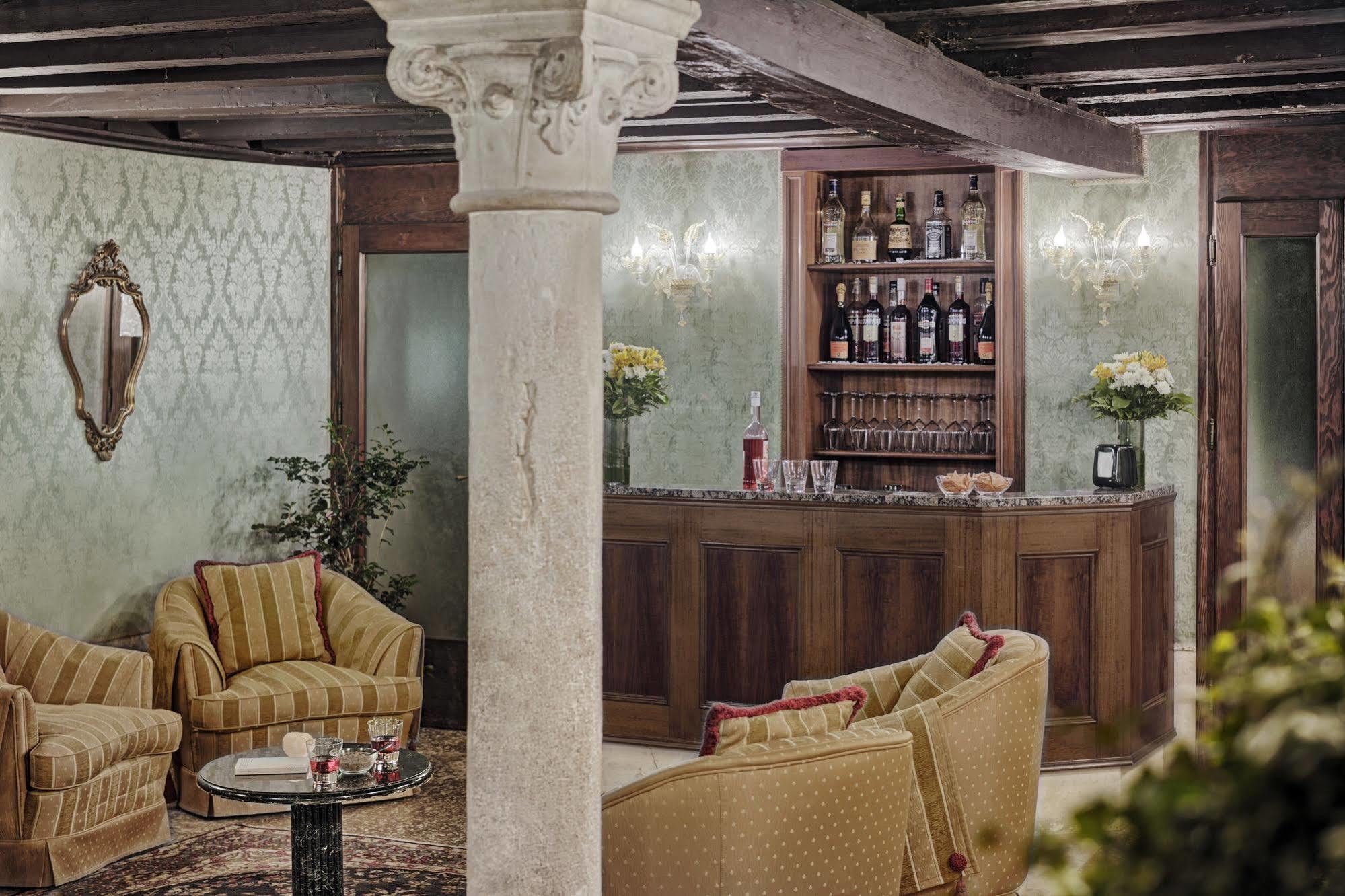Pausania Hotel 3*