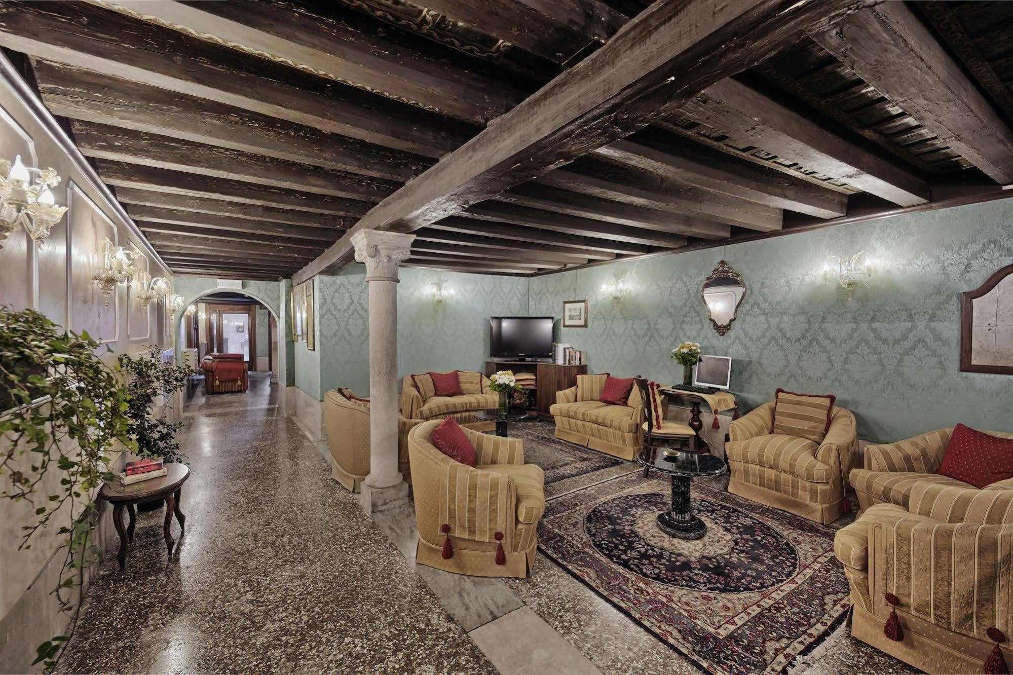 Pausania Veneza