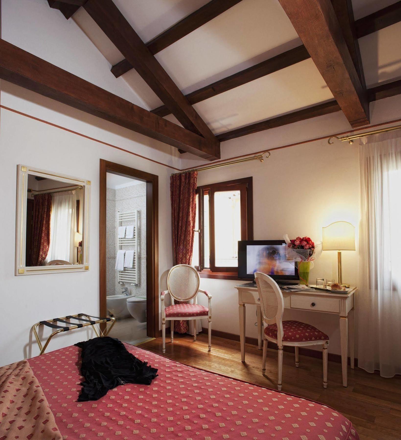 Ca' D'oro - Wenice Deep Culture 3* Venice
