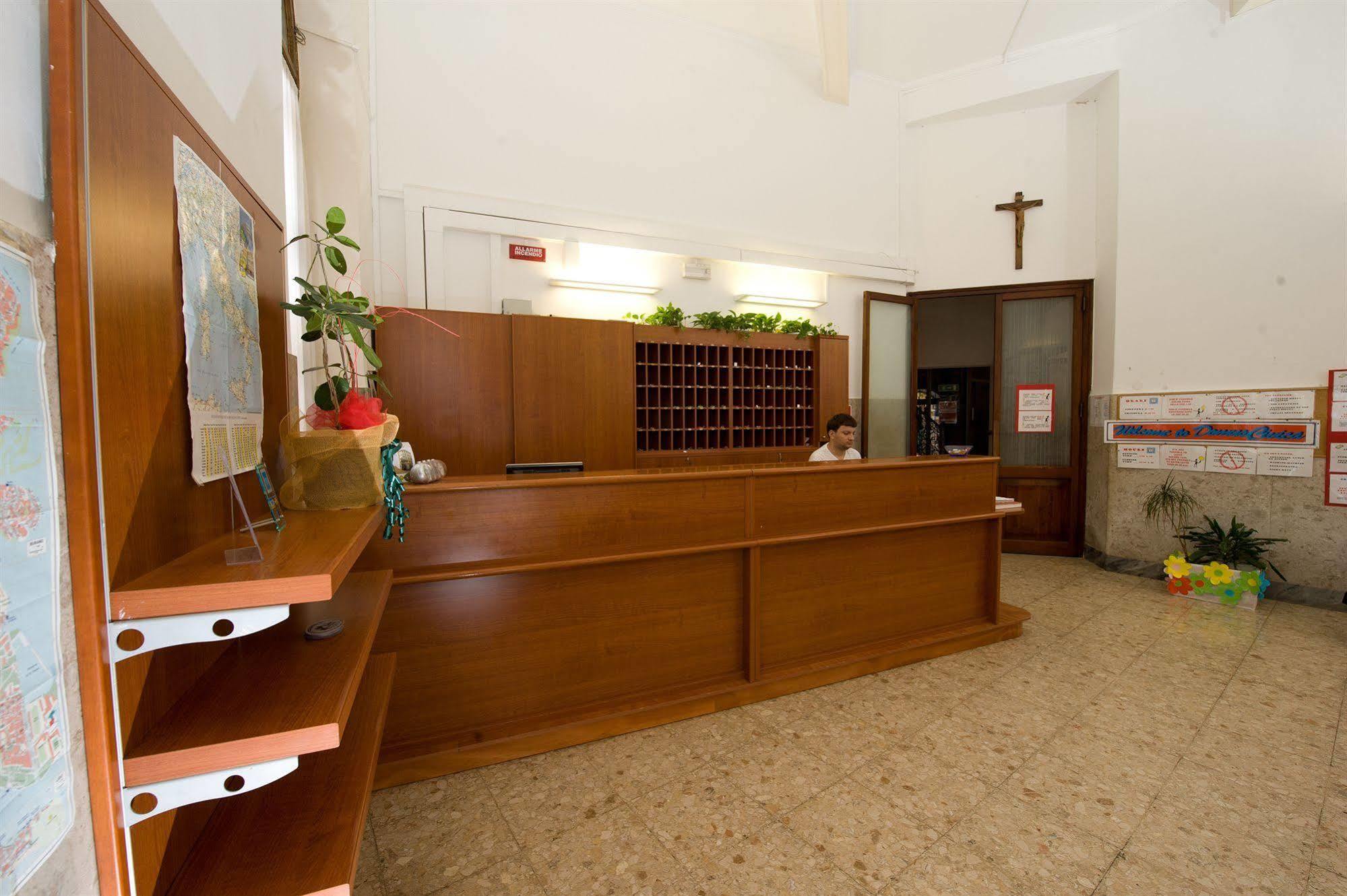 Domus Civica Albergue Veneza