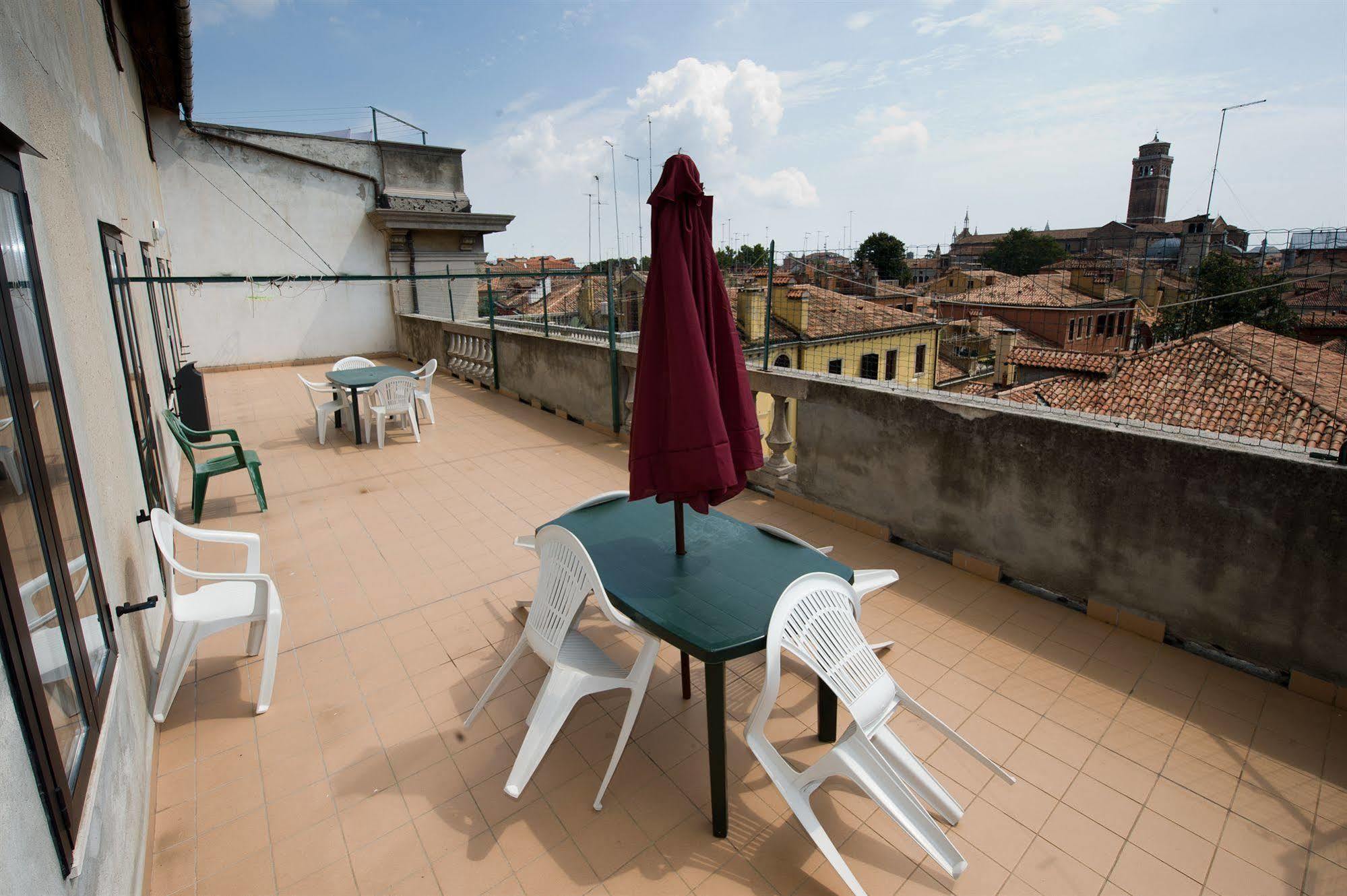 Albergue Domus Civica *