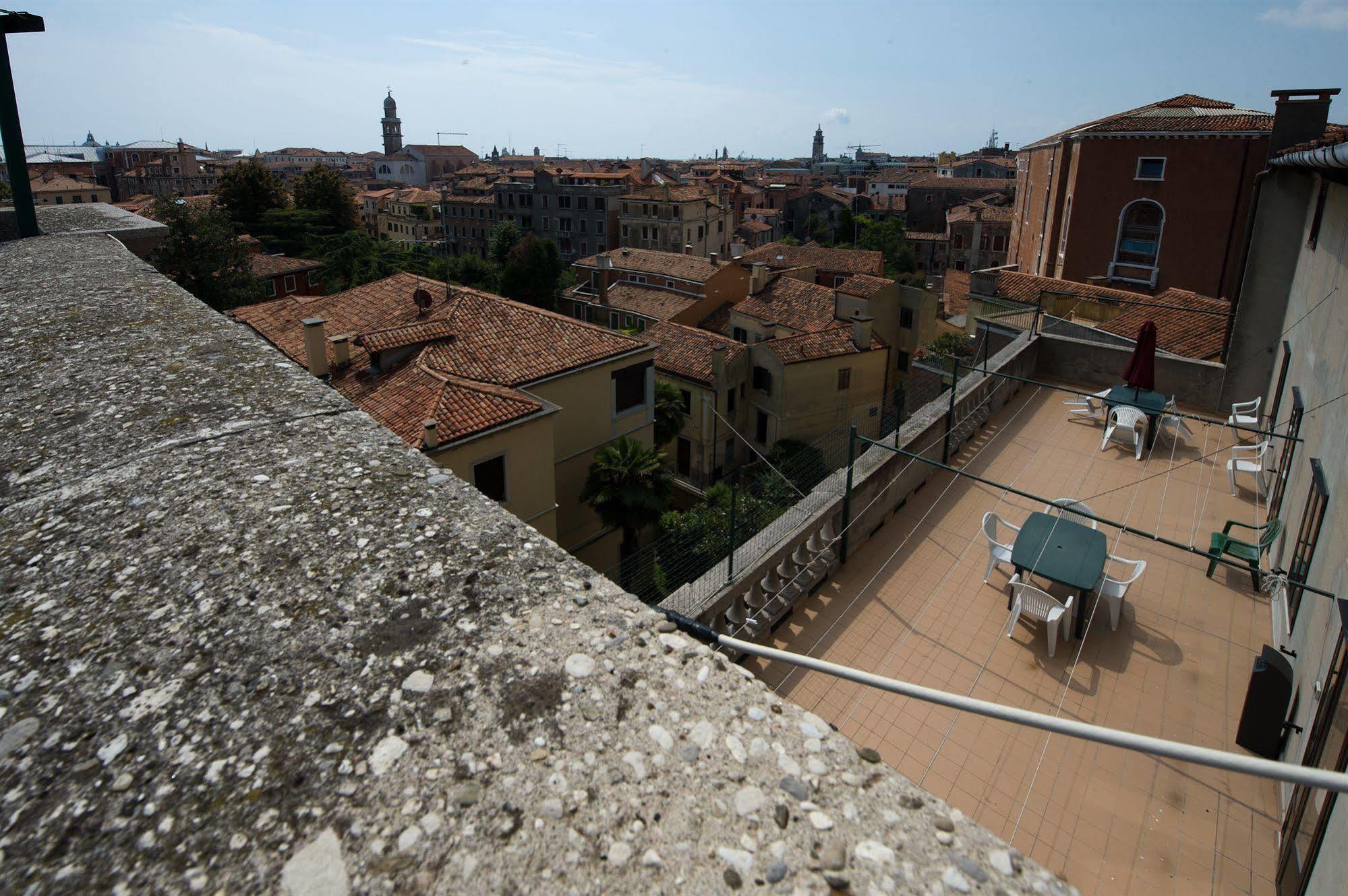 Albergue Domus Civica *