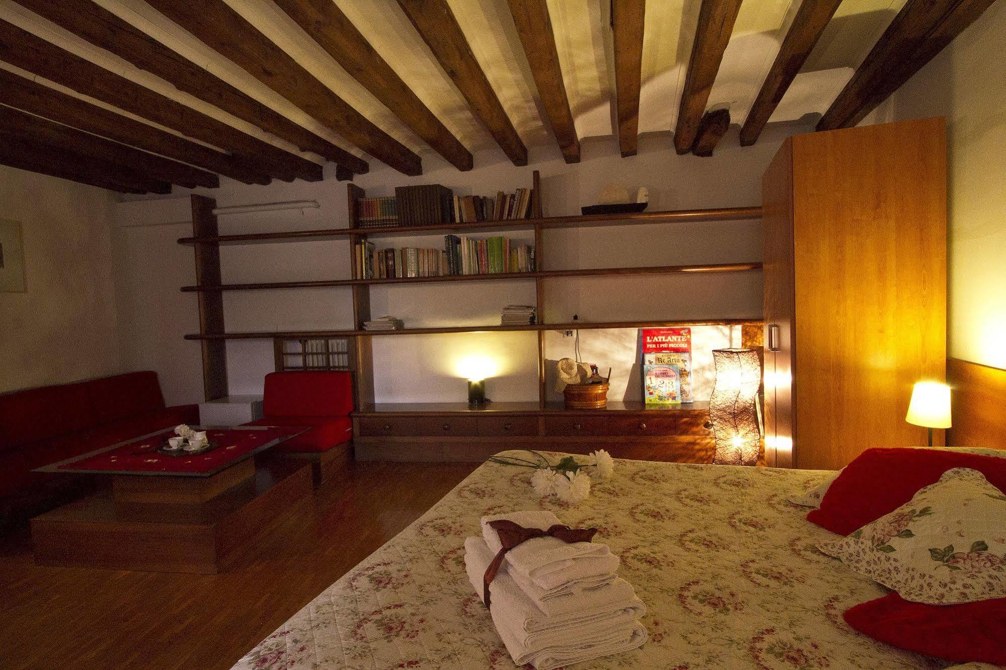 Bed & Breakfast San Giacomo Venice
