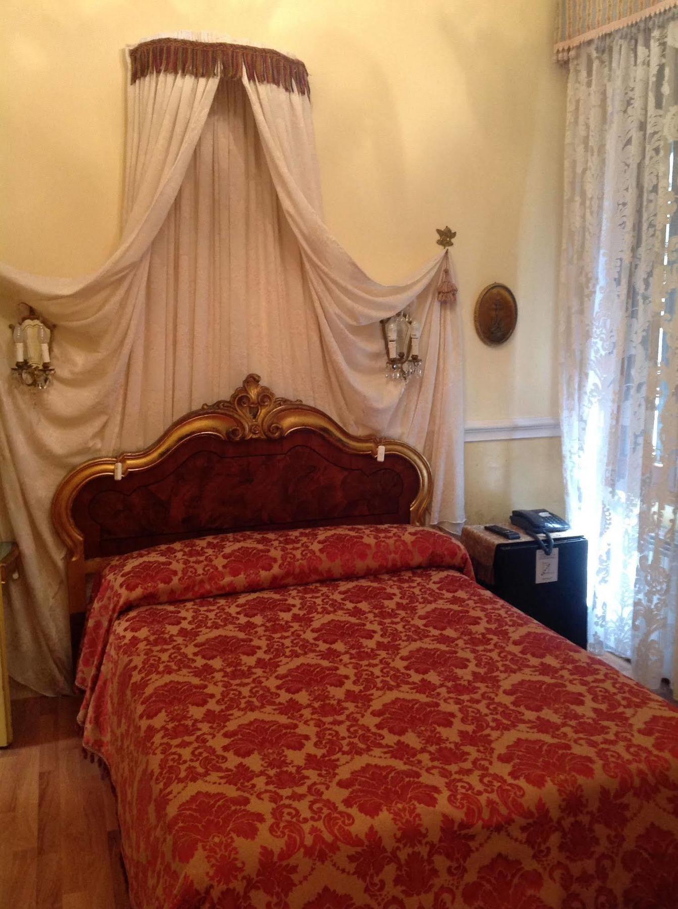 Casa Fenice 2* Venice