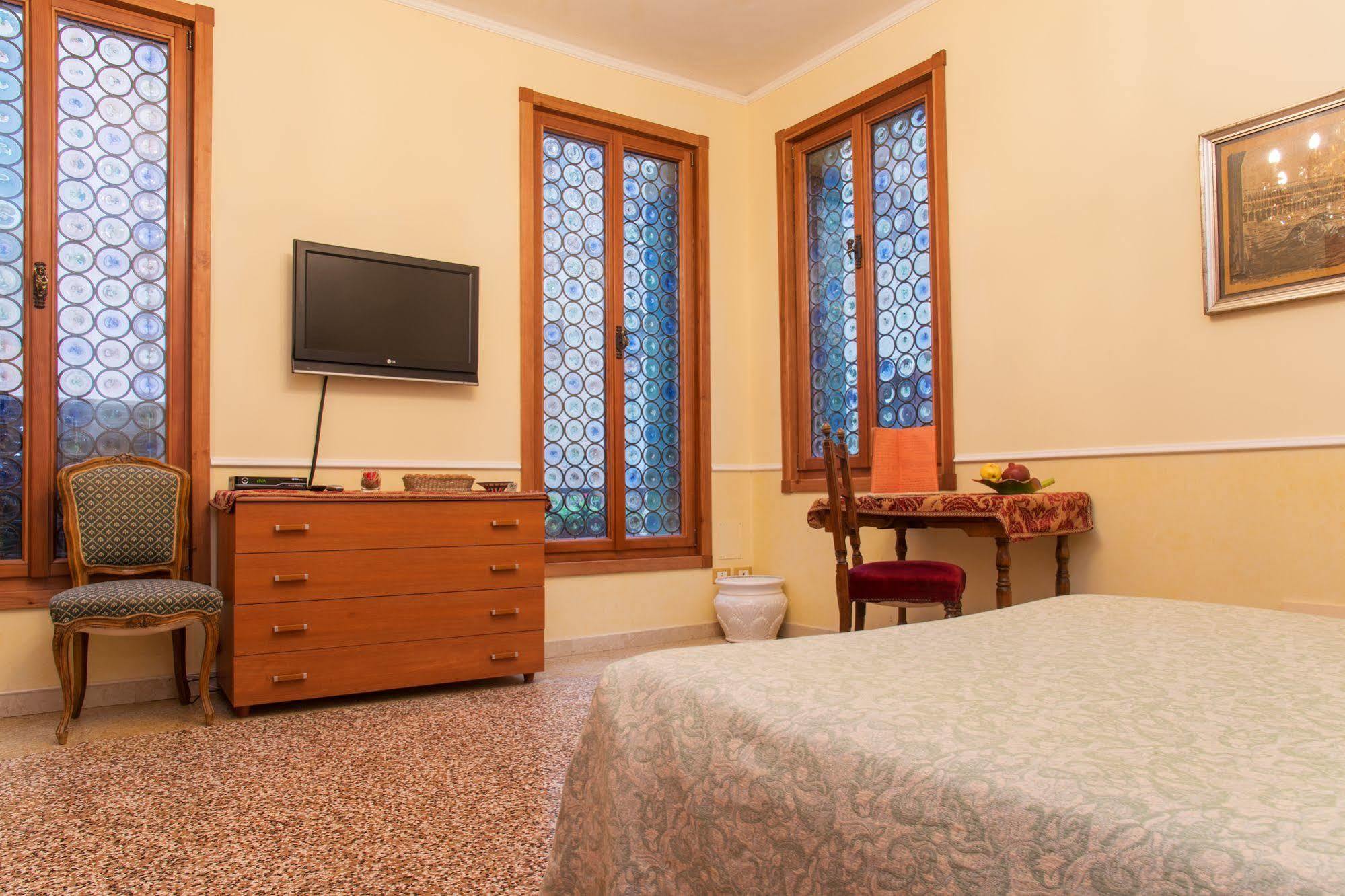 Apartment Fenice Venice