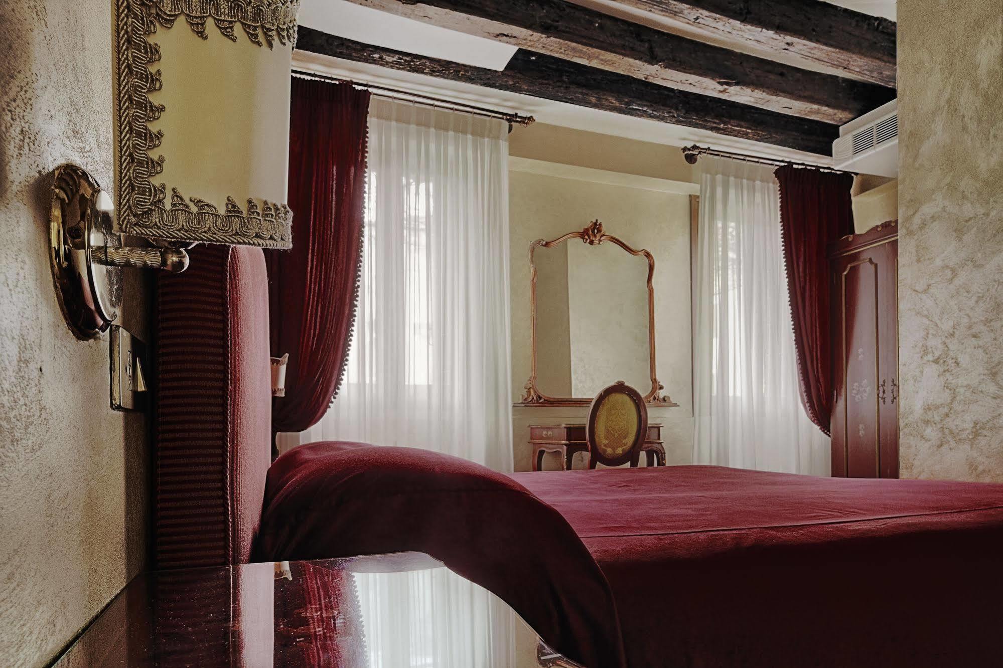 Fiorita Hotel