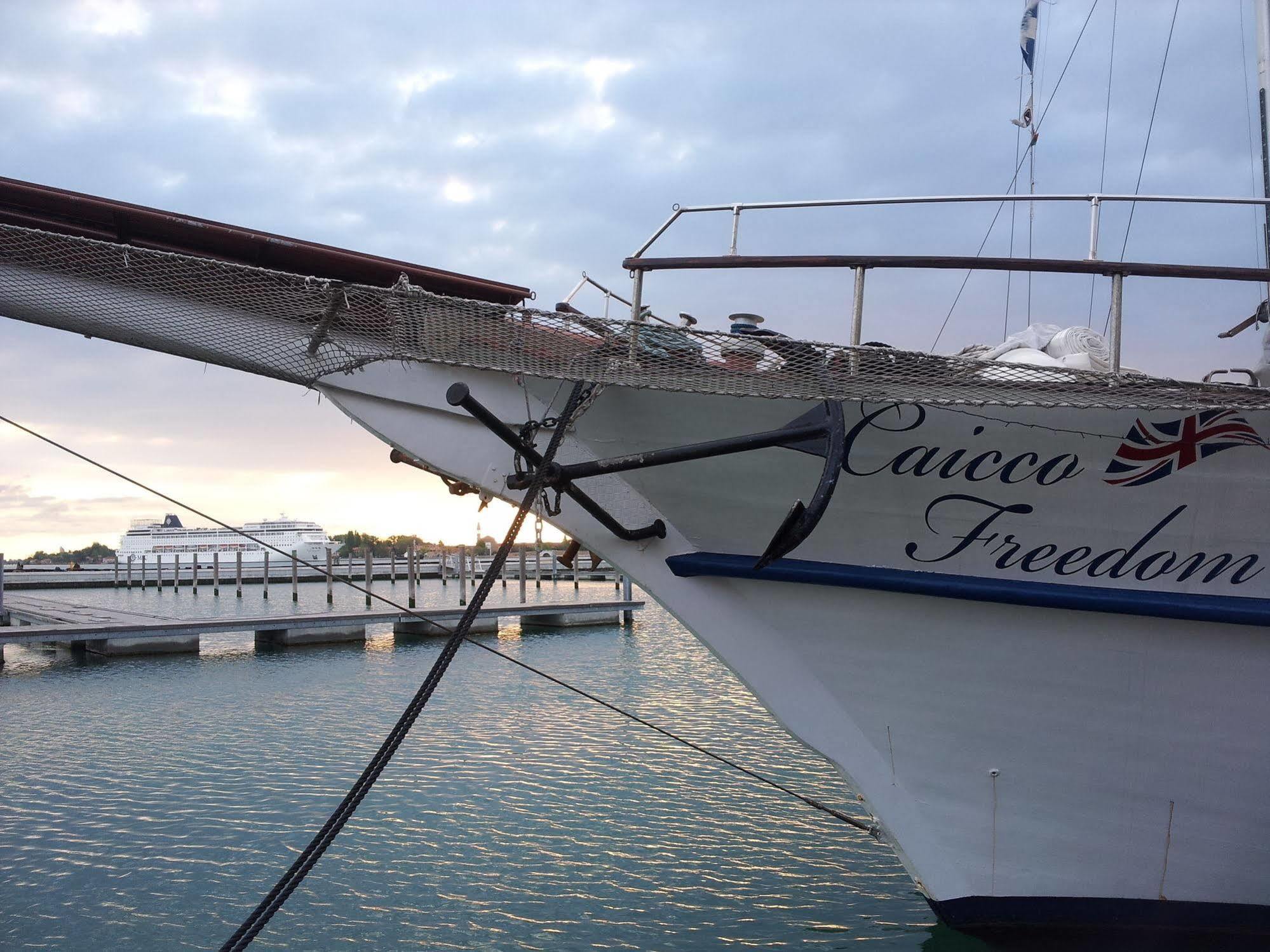 Boat & Breakfast Caicco Freedom