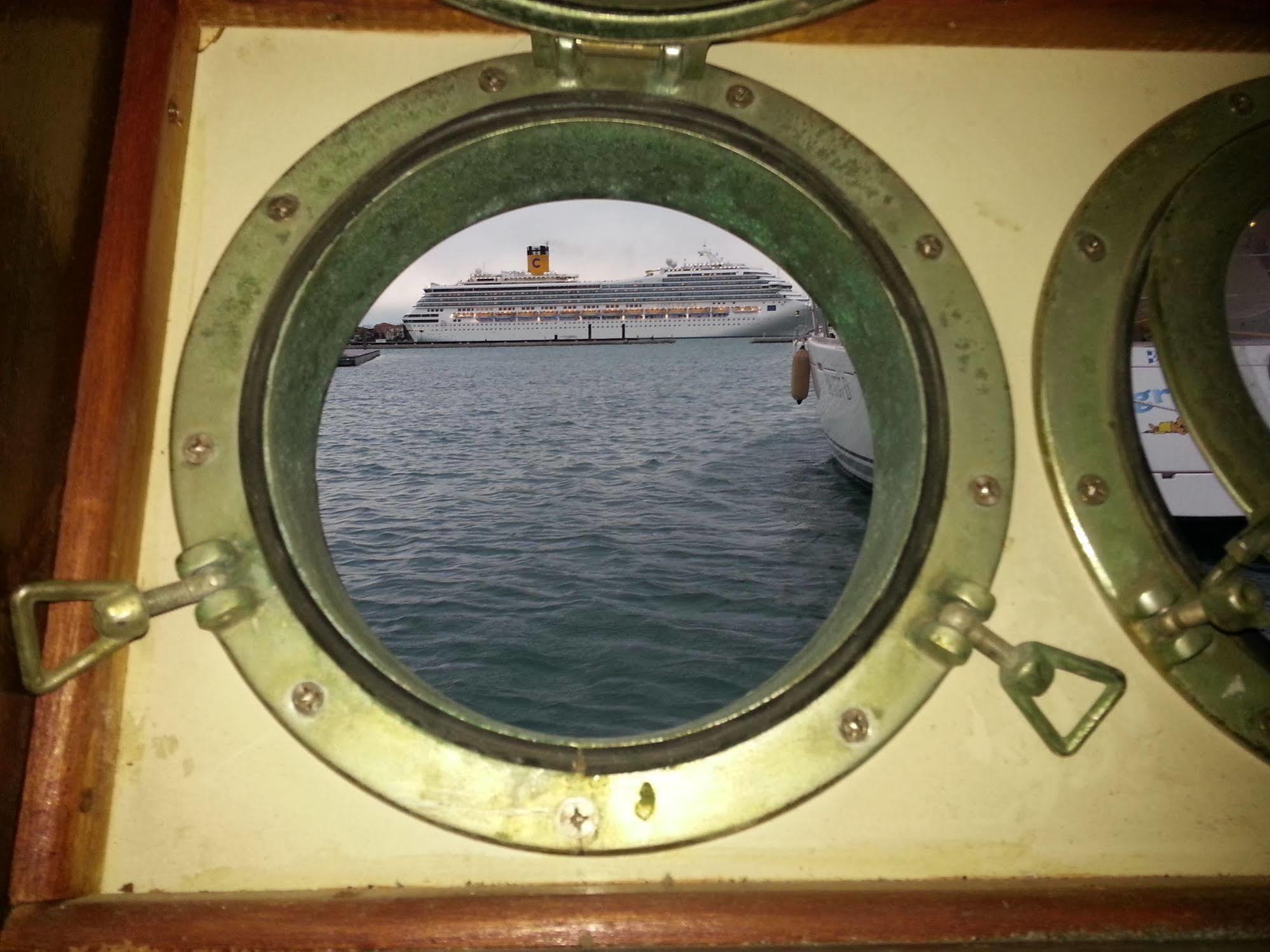 Botel Boat & Breakfast Caicco Freedom Veneza