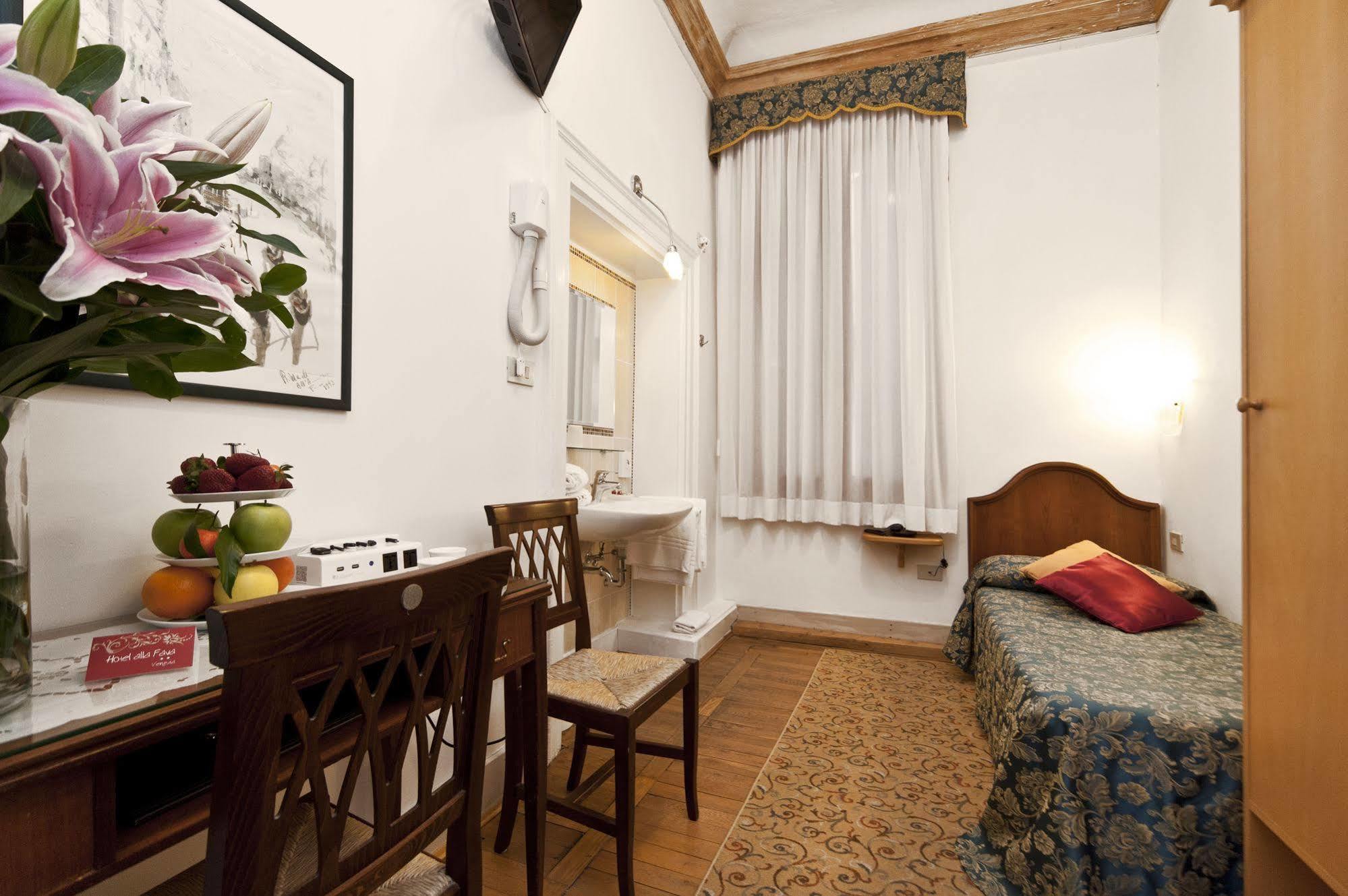 Fava 2* Venice