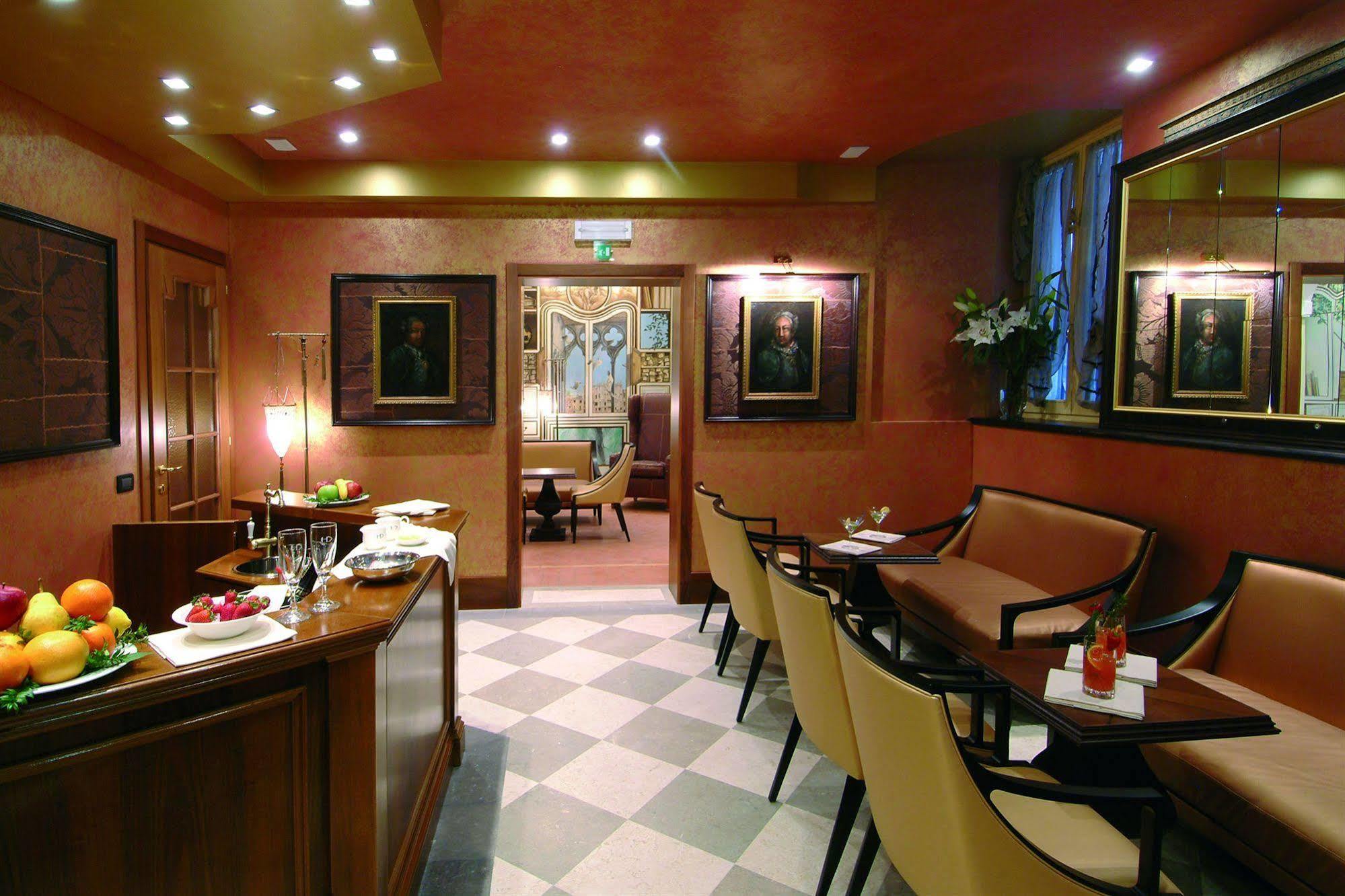 Dei Dragomanni Hotel 4*