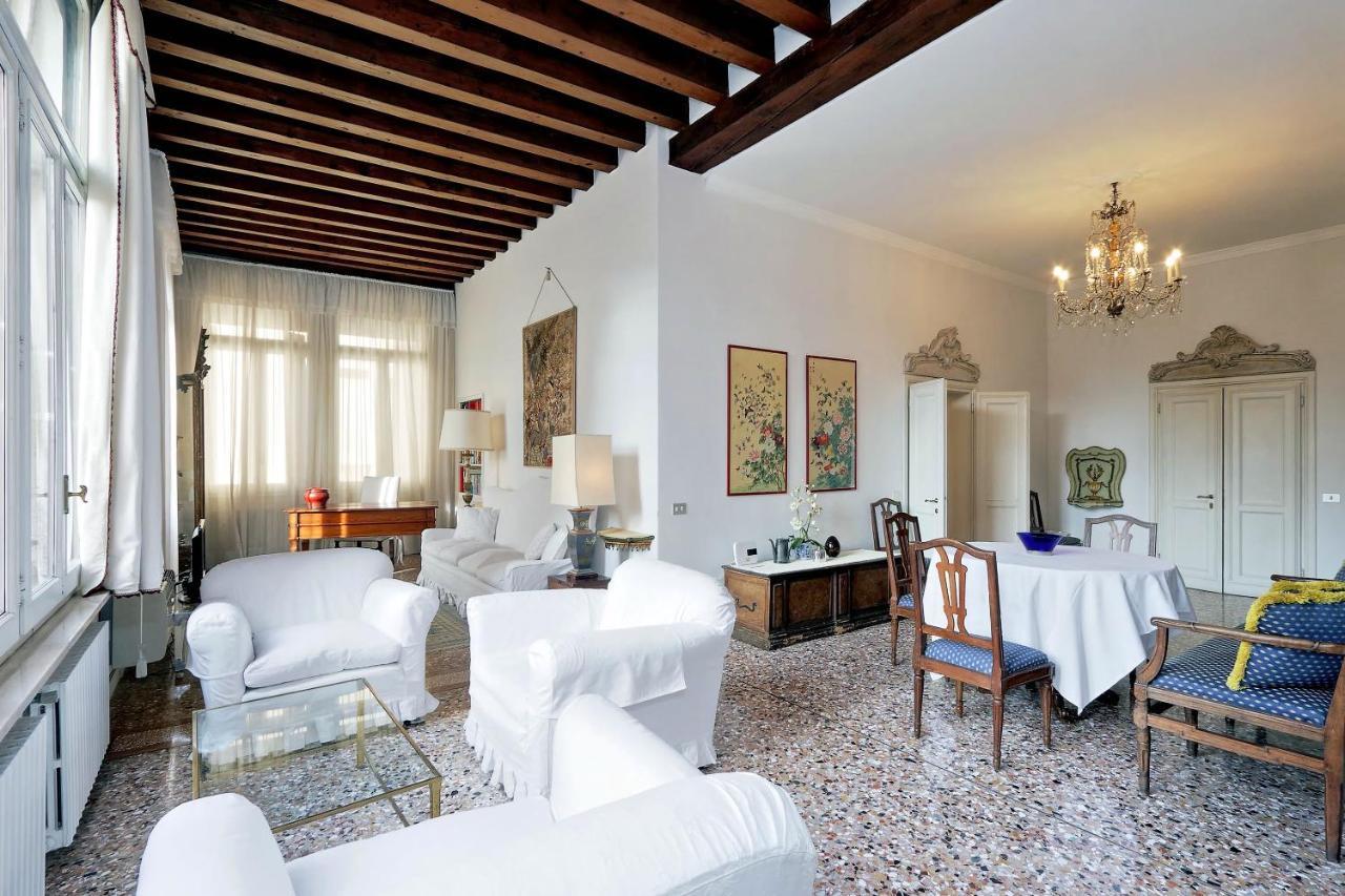 Palazzo Nani Bernardo - My Extra * Venice