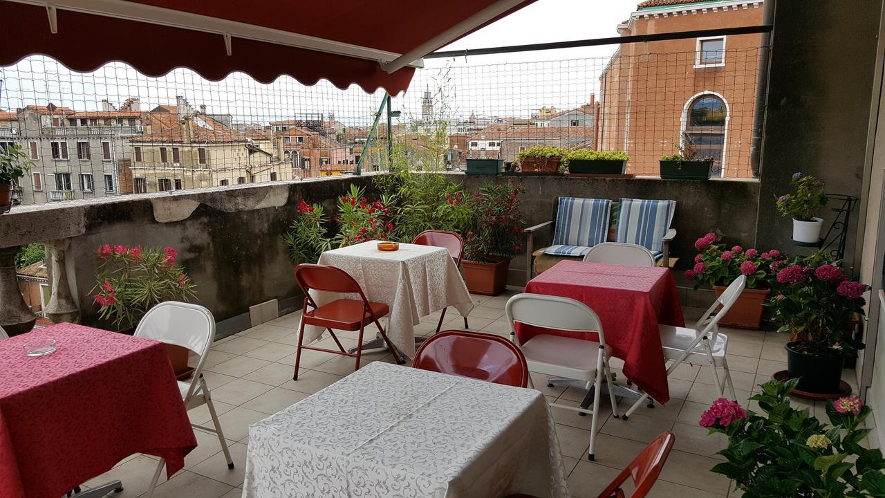 Domus Civica Albergue Veneza