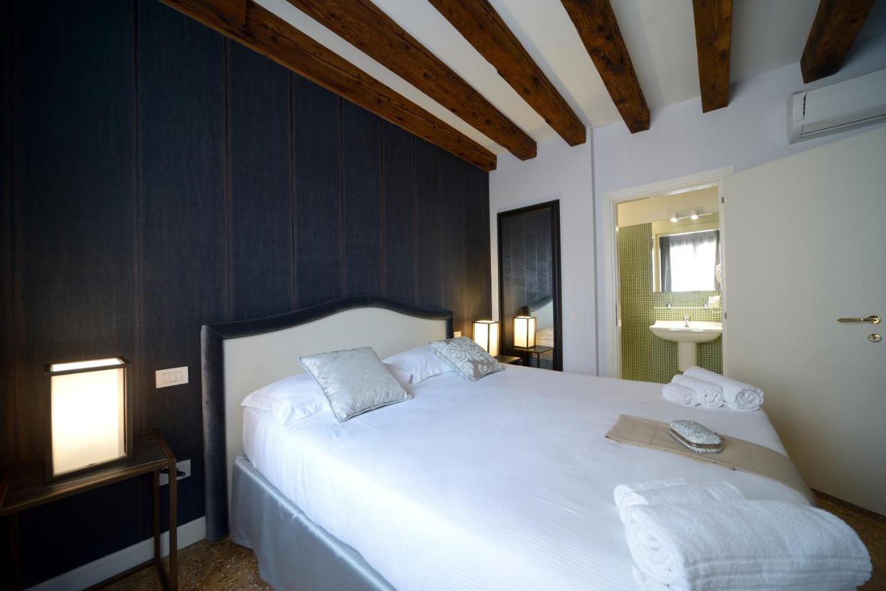 Aparthotel La Fenice Venice