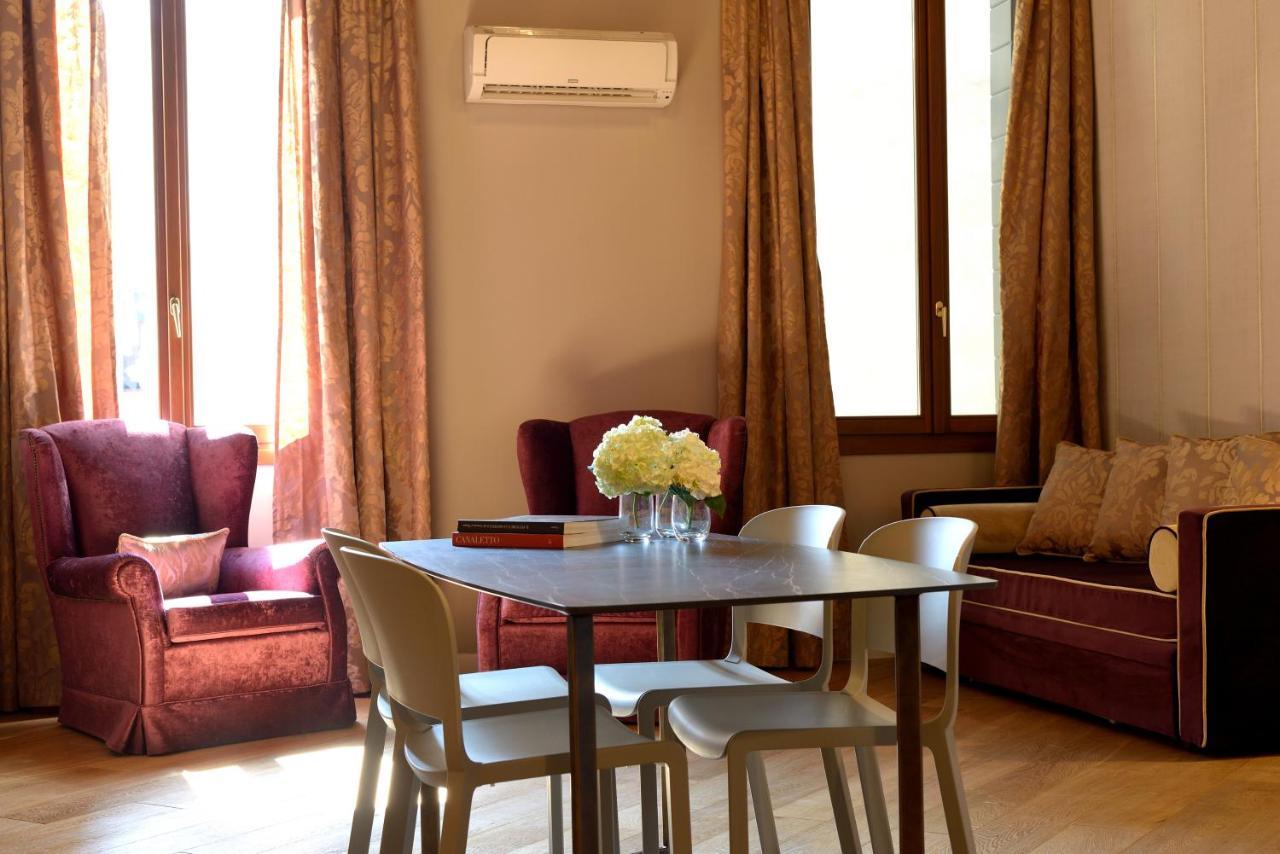 Aparthotel La Fenice Venice