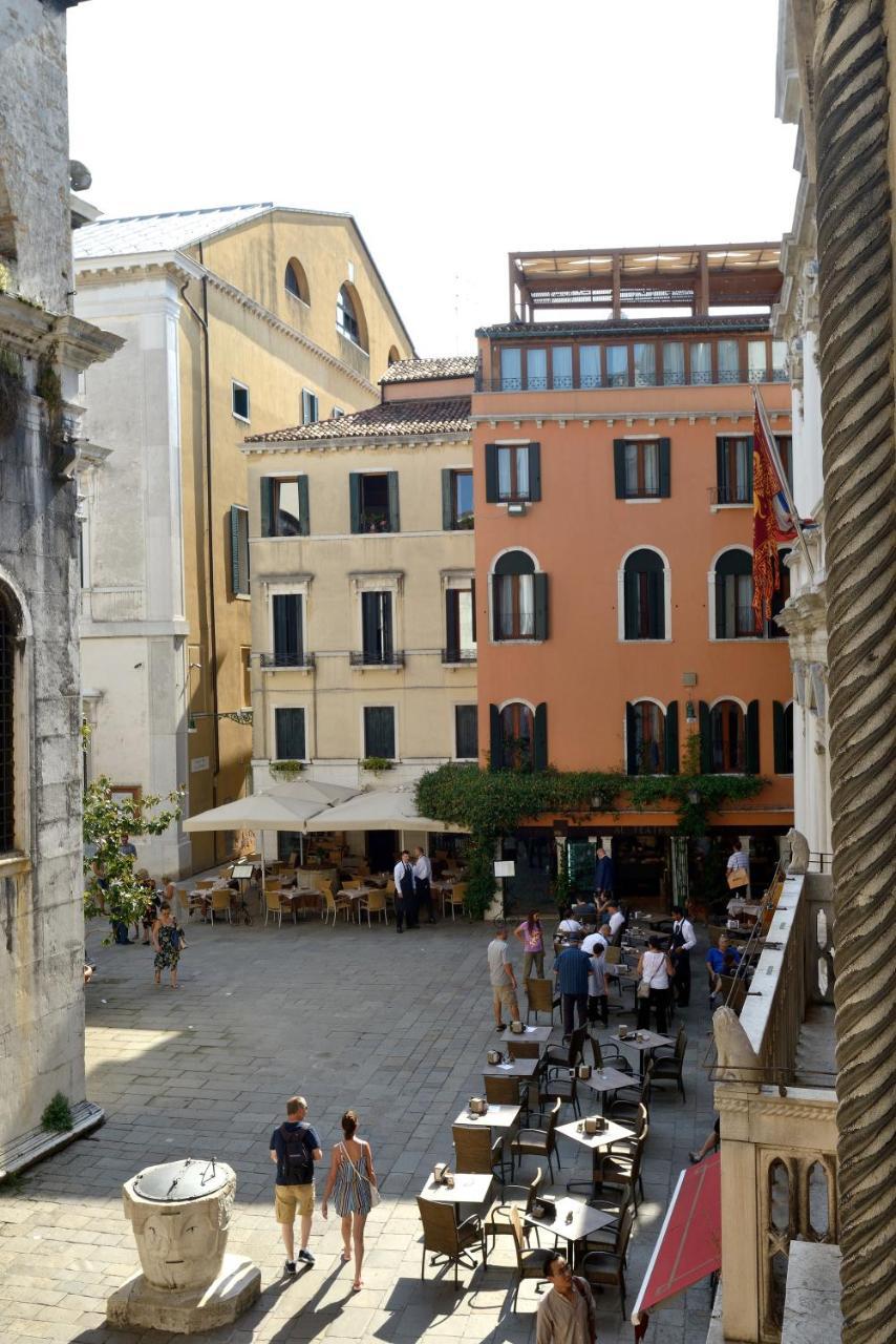 La Fenice Aparthotel Venice