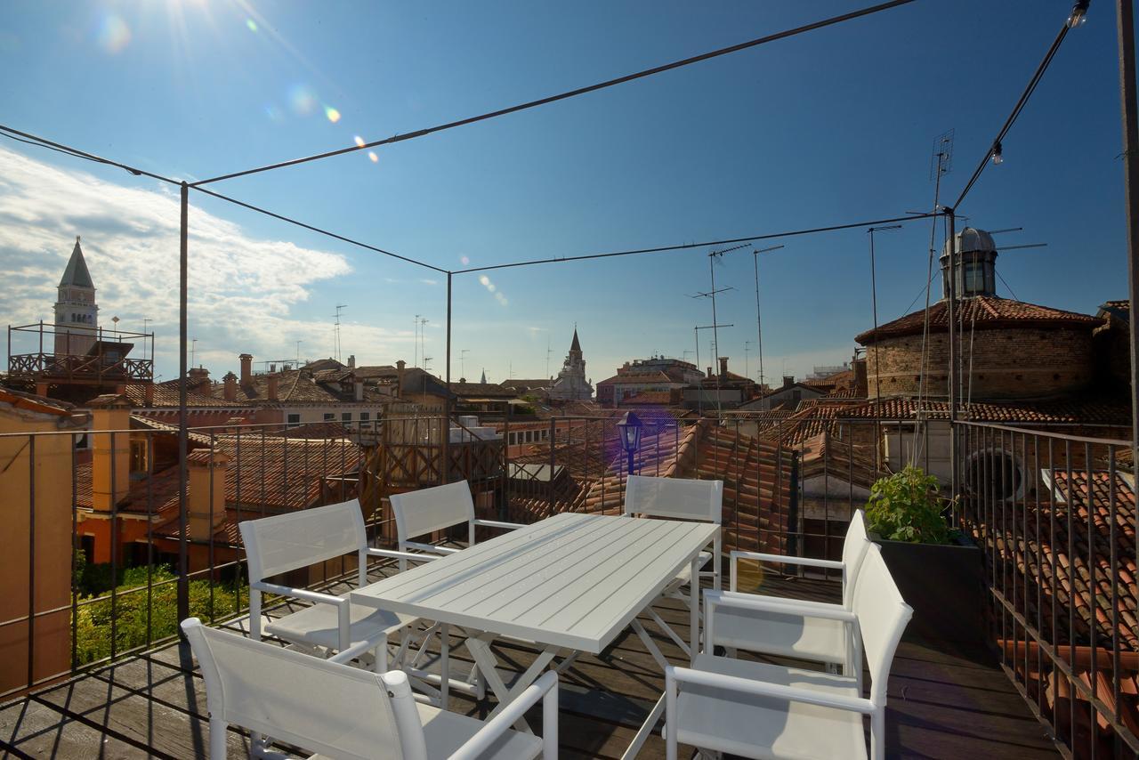 Aparthotel La Fenice Venice