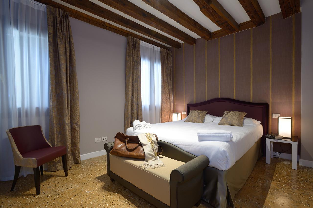 La Fenice Aparthotel 2*