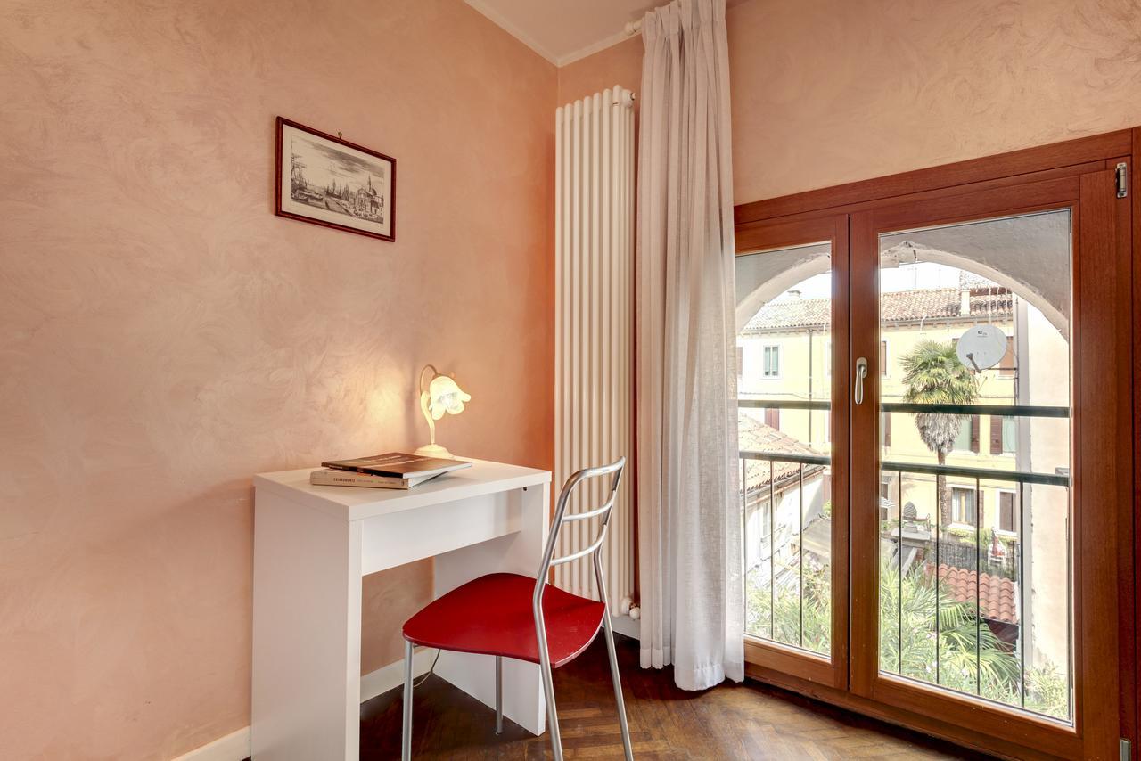 Guglie Design Apartment