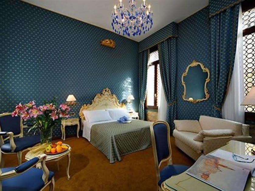 Torino 3*